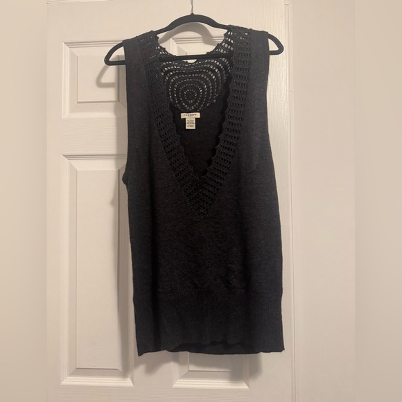 Vertigo Paris Tops - Black Sleeveless Deep V Neck Crochet Knit Tunic Vertigo Paris Large